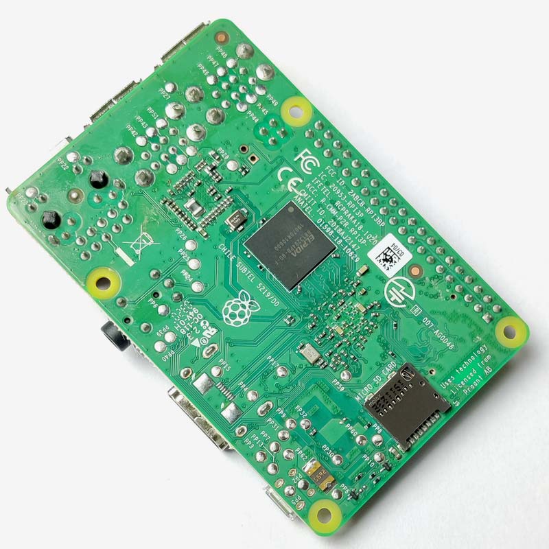 Raspberry Pi 3 Model B+ - Image 4